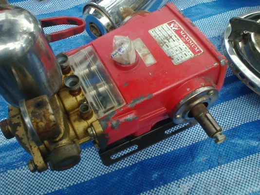 เครื่องพ่นยา 3 สูบพร้อมใช้ครับ