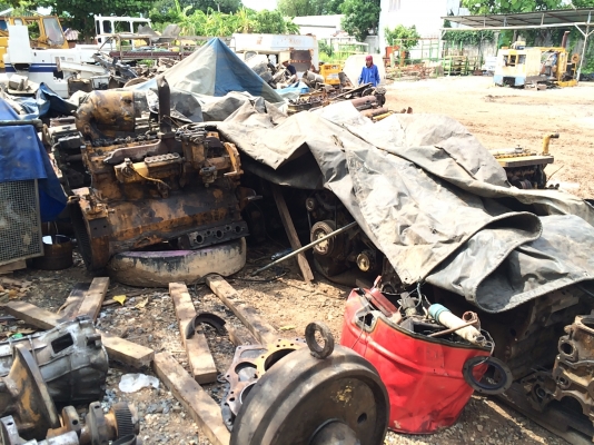 เครื่องยนต์-อะไหล่10ล้อหลายรายการแบคโฮ