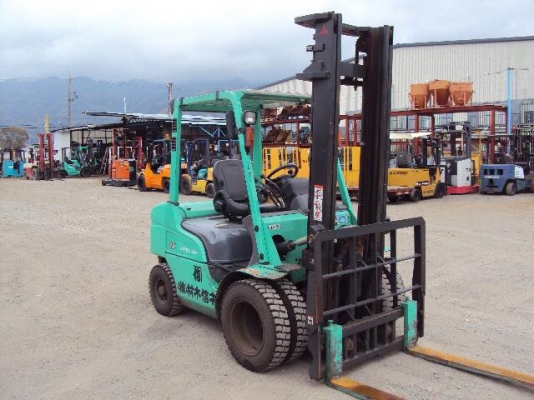 จำหน่ายฟอล์คลิฟต์ เก่านำเข้าเองจากญี่ปุ่น จำหน่ายฟอล์คลิฟต์ เก่านำเข้าเองจากญี่ปุ่น