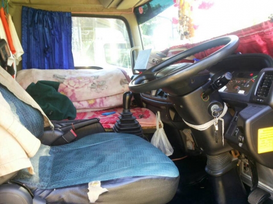 ขายรถ6ล้อ HINO S 500 175แรงปี555 ยาว 5.5เมตร  รถสวยพร้อมใช้งานสุดๆ ราคาต่อรองได้