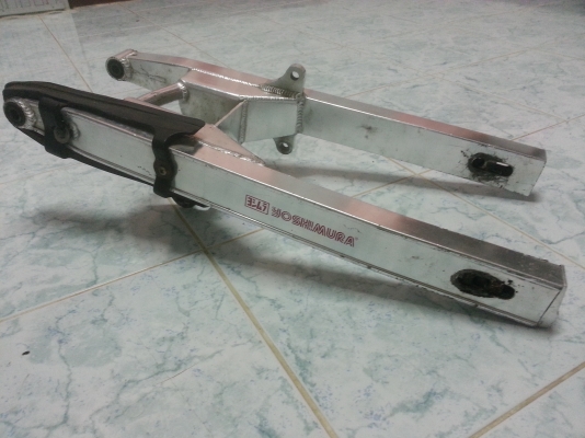 ขายสวิงอาร์มแต่ง  yoshimura  รุ่น เทน่า