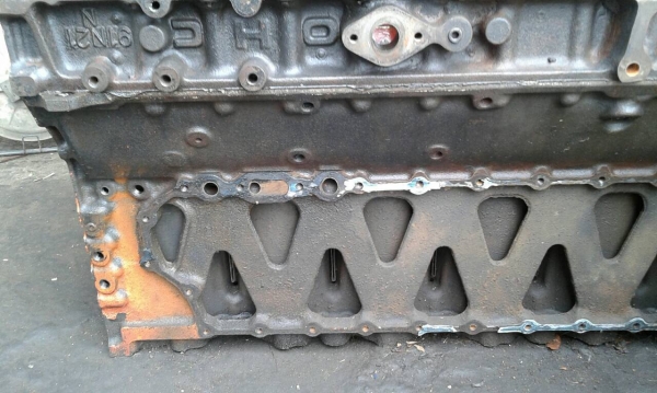 ขายเสื้อสูบ 6sd240 ขายเสื้อสูบ 6sd240