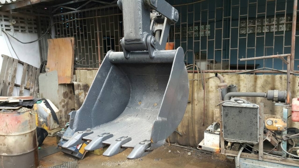 ขาย รถขุด YANMAR รุ่น YB301 มือสองญี่ปุ่น แทรกเหล็กสวย สลักแน่น ทั้งคัน ไม่หลวม สวยพร้อม ใช้งานได้ ทันที อะไหล่หาง่าย  มือถือ /LINE ID : 0818753444