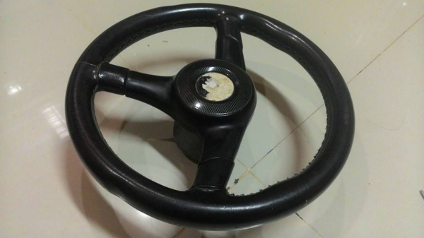 พวงมาลัยวงไม้13" raid พร้อมคอโลหะ วง 12" IIRA