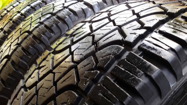 ยาง pirelli at 31 ดอกสวยครับ