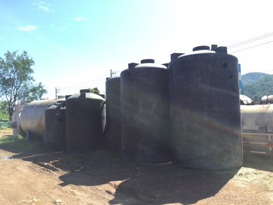 ขายถังน้ำพลาสติก ขนาด 4,000 ลิตร 6,000 ลิตร และ 10,000 ลิตร สภาพดีไม่มีรั่ว