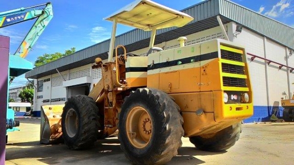 515 -1 # 10171 9199ชั่วโมง รถปี1977 23370กิโลเมตร  บุ้งกี้ 1.4 คิว เก่าญี่ปุ่น