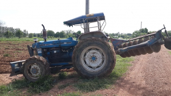 ขายรถไถ 6610 4WD คานหน้า ZF สองเพลา เสื้อลาย  เครื่องรุ่นใหม่ NW แน่นมาก สภาพดีพร้อมใช้ เอาไปใช้งานได้เลย ไม่ต้องซ่อมอะไรเลยครับ เอกสารสัญญาซื้อขาย