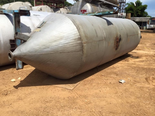 ขาย ไซโลสแตนเลส ขนาด 8,000 ลิตร สภาพสวย พร้อมใช้งาน เดิมใส่ เม็ดพลาสติก จำนวน 8 ใบ