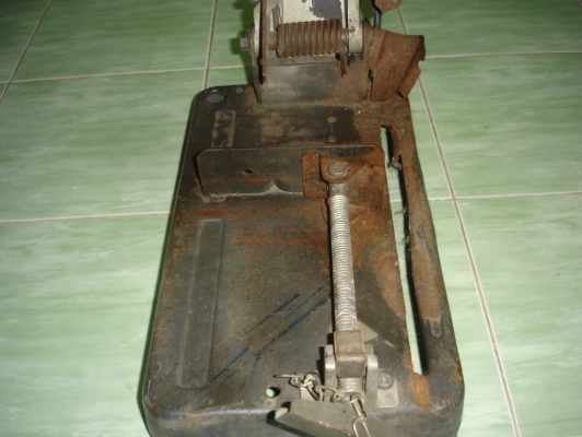 ขายแท่นตัดไฟเบอร์ 14 นิ้ว 2,000 วัตต์ Maktec รุ่น MT241