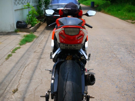 ขาย Cbr1000 ปี 2010 สเปคเมกา ทะเบียนแท้จูงมือโอนขนส่ง พร้อมของแต่งหลายแสน