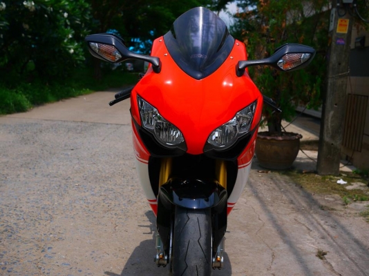 ขาย Cbr1000 ปี 2010 สเปคเมกา ทะเบียนแท้จูงมือโอนขนส่ง พร้อมของแต่งหลายแสน