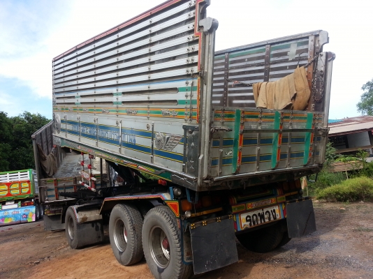 ขายด่วนHINO P11C, 2เพลา,เครื่อง330แรง ช่วงล่างZM10 น็อต