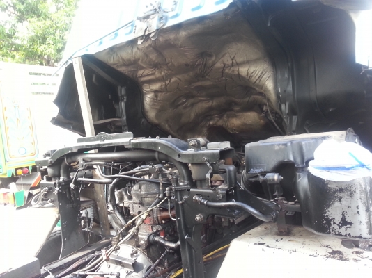 ขายด่วนHINO P11C, 2เพลา,เครื่อง330แรง ช่วงล่างZM10 น็อต