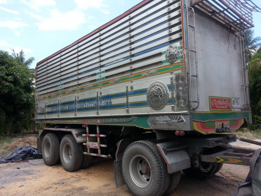 ขายด่วนHINO P11C, 2เพลา,เครื่อง330แรง ช่วงล่างZM10 น็อต