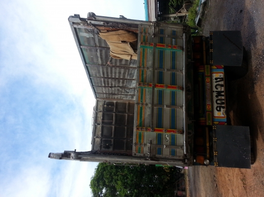 ขายด่วนHINO P11C, 2เพลา,เครื่อง330แรง ช่วงล่างZM10 น็อต