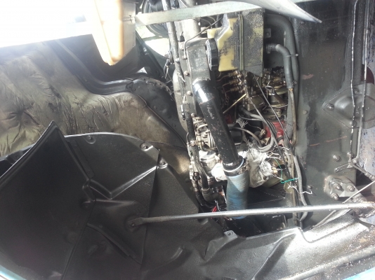 ขายด่วนHINO P11C, 2เพลา,เครื่อง330แรง ช่วงล่างZM10 น็อต