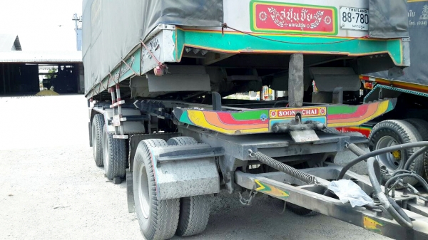 ขายด่วนHINO P11C, 2เพลา,เครื่อง330แรง ช่วงล่างZM10 น็อต