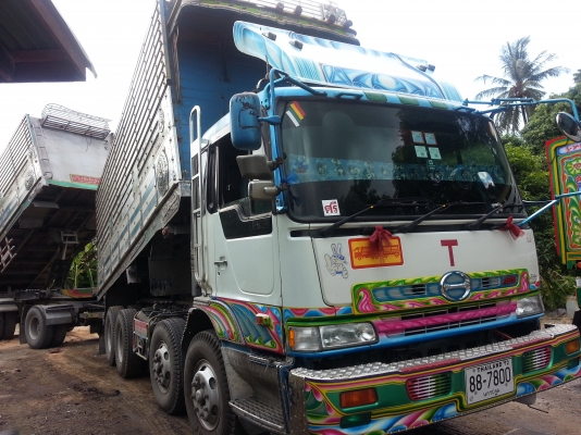 ขายด่วนHINO P11C, 2เพลา,เครื่อง330แรง ช่วงล่างZM10 น็อต