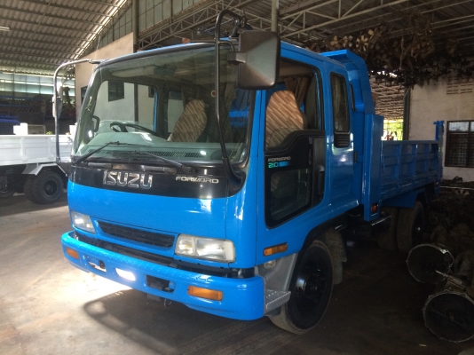 ขายรถดั๊มพ์ 6ล้ออีซูซุเด้กก้า 210 แรงม้า พร้อมทะเบียนจดใหม่ ขายรถดั๊มพ์ 6ล้ออีซูซุเด้กก้า 210 แรงม้า พร้อมทะเบียนจดใหม่