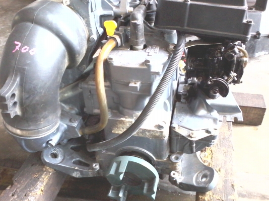 ขายเครื่อง Jet ski yamaha 700 สายหัวเทียนยาว ติดเครื่องเช็คแล้วเสียงดี เก่าญี่ปุ่น ไม่เคยใช้ในไทย 42,000 บ.