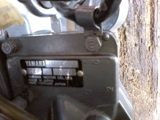 ขายเครื่อง Jet ski yamaha 700 สายหัวเทียนยาว ติดเครื่องเช็คแล้วเสียงดี เก่าญี่ปุ่น ไม่เคยใช้ในไทย 42,000 บ.