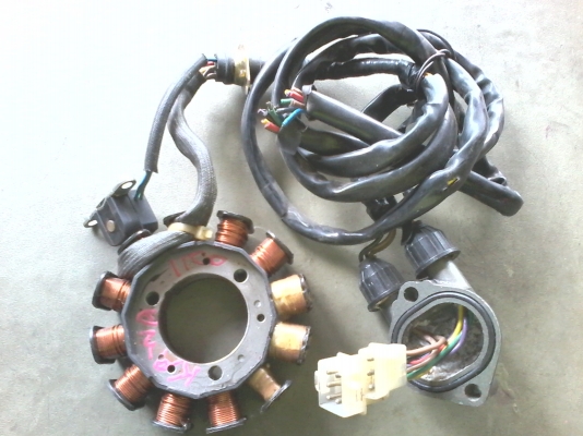 ขาย ชุดมัดไฟ พร้อม พั้นเซอร์ kawasaki 1100 เก่าญี่ปุ่น สายไฟตัดมาตอนรื้อต่อสายไฟนิดนึง