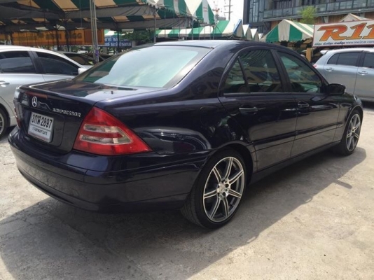 BENZ E CLASS  1.8 E 200 KOMPRSSOR ปี03สีน้ำเงิน เกียAT โทร 0877758887 นางคร้า