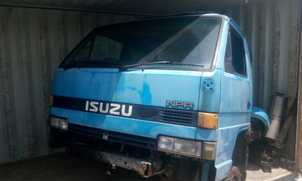 ขายหัวเก๋ง NPR สภาพสวยๆ ของนอกนำเข้าเอง