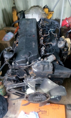 ขายเครื่อง 4HF1 Turbo เครื่องนอกแท้ สภาพสวย พร้อมใช้