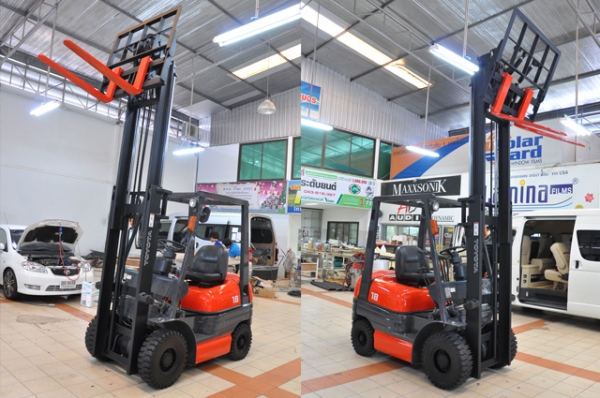 ขายรถโฟล์คลิฟท์มือสอง TOYOTA รุ่น 6FD18 ราคา 265,000 บาท นำเข้าจากประเทศญี่ปุ่น 100\% ไม่เคยใช้งานในไทย