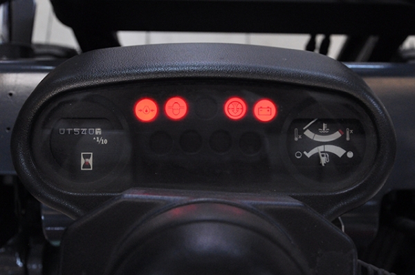 ขายรถโฟล์คลิฟท์มือสอง TOYOTA รุ่น 6FD18 ราคา 265,000 บาท นำเข้าจากประเทศญี่ปุ่น 100\% ไม่เคยใช้งานในไทย