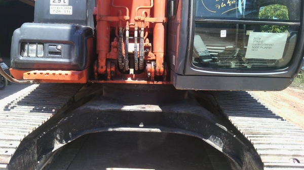 ขายรถแม็คโคร นำเข้าจากญี่ปุ่นแท้  HITACHI ZX120 สภาพสวย     พร้อมใช้งาน   ราคากันเอง   สนใจโทร  089-3818694  ดวงนภา