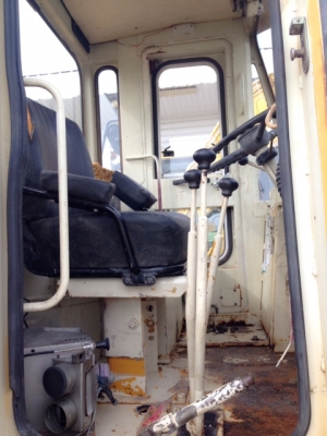 รถตักล้อยาง Komatsu 510 #16008 กรองเดี่ยว ห้องเก๋ง สนใจโทร. 080-6565422 (หนิง)