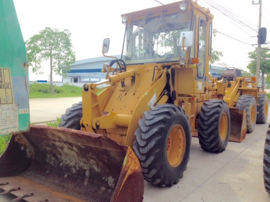 รถตักล้อยาง Komatsu 510 #16008 กรองเดี่ยว ห้องเก๋ง สนใจโทร. 080-6565422 (หนิง)