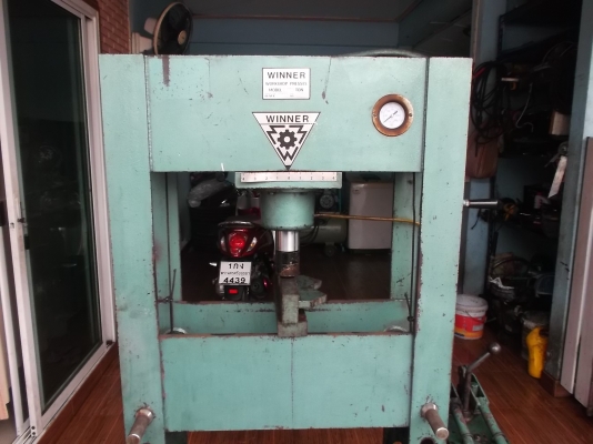 แท่นอัดไฮโดลิค 30ตันสภาพเหมือนใหม่ใช้งานได้ปกติ