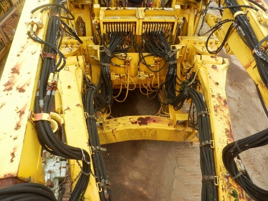 Jumbo drill rig FURUKAWA JCH2-100E90 ใครหาอยู่ติดต่อมาได้เลยครับ Jumbo drill rig FURUKAWA JCH2-100E90 ใครหาอยู่ติดต่อมาได้เลยครับ