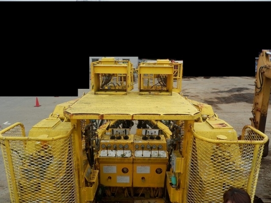 Jumbo drill rig FURUKAWA JCH2-100E90 ใครหาอยู่ติดต่อมาได้เลยครับ Jumbo drill rig FURUKAWA JCH2-100E90 ใครหาอยู่ติดต่อมาได้เลยครับ