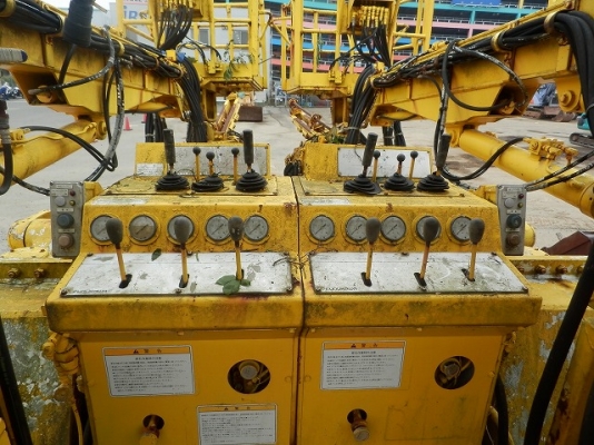 Jumbo drill rig FURUKAWA JCH2-100E90 ใครหาอยู่ติดต่อมาได้เลยครับ Jumbo drill rig FURUKAWA JCH2-100E90 ใครหาอยู่ติดต่อมาได้เลยครับ