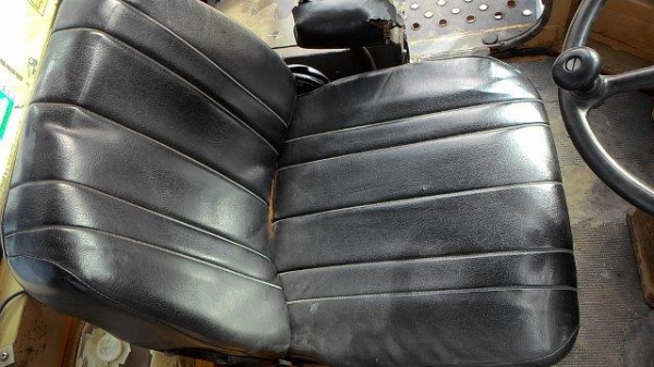 515 # 10901 7,250ชั่วโมง รถปี1980 38546กิโลเมตร บุ้งกี้ 1.4 คิว เก่าญี่ปุ่น