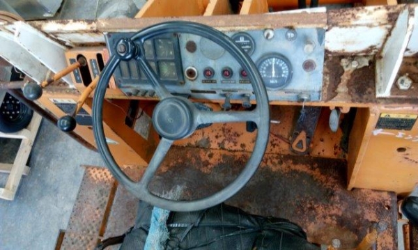 515 # 10901 7,250ชั่วโมง รถปี1980 38546กิโลเมตร บุ้งกี้ 1.4 คิว เก่าญี่ปุ่น