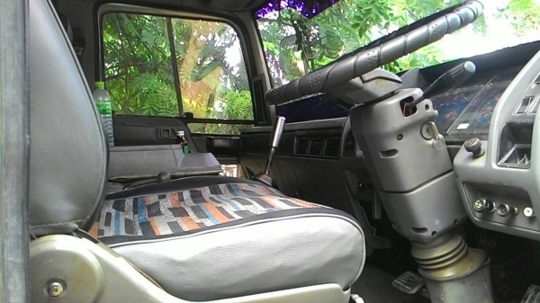 HINO HI-TECH FM3H 195 แรง สิบล้อ 2 เพลา