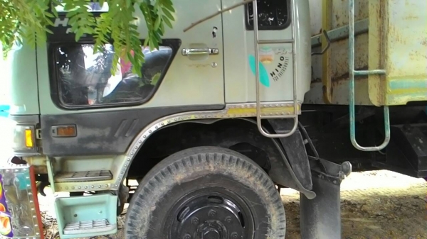 HINO HI-TECH FM3H 195 แรง สิบล้อ 2 เพลา