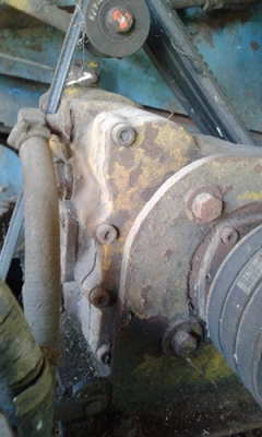 ปั๊ม ไดกิ้น 21 รถเกี่ยวข้าว