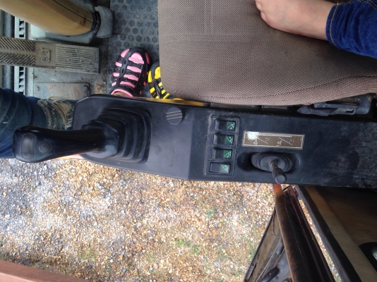 ขาย !!!! รถแม็คโค CAT M320 รถนอก สภาพดี สวย มีเอกสาร พร้อมใช้งาน (เจ้าของขายเอง)