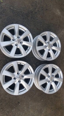 ขายล้อแม็กเดิม nissan almera 15" สนใจติดต่อเล็กคลองสามครับ 081-3747940 ขายล้อแม็กเดิม nissan almera 15" สนใจติดต่อเล็กคลองสามครับ 081-3747940