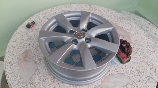 ขายล้อแม็กเดิม nissan almera 15" สนใจติดต่อเล็กคลองสามครับ 081-3747940 ขายล้อแม็กเดิม nissan almera 15" สนใจติดต่อเล็กคลองสามครับ 081-3747940