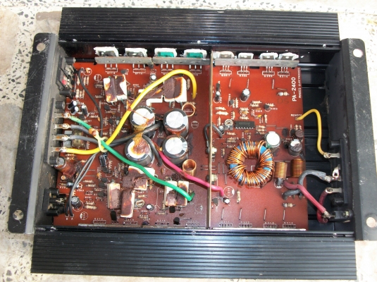 ขายแอมป์ไดสตาร์มือสอง DPA-2400 400w ใช้ได้ ขายถูก