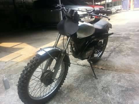 ขาย Kawasaki ke100 เครื่องฟิตสตาทติดง่าย แต่งสตายอังกฤษ no book 14000 พร้อมบิน