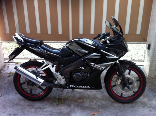 ขออนุญาติขาย HONDA CBR 150 สตา์ร์ทมือ สวยเดิม โอนให้ฟรีครับ